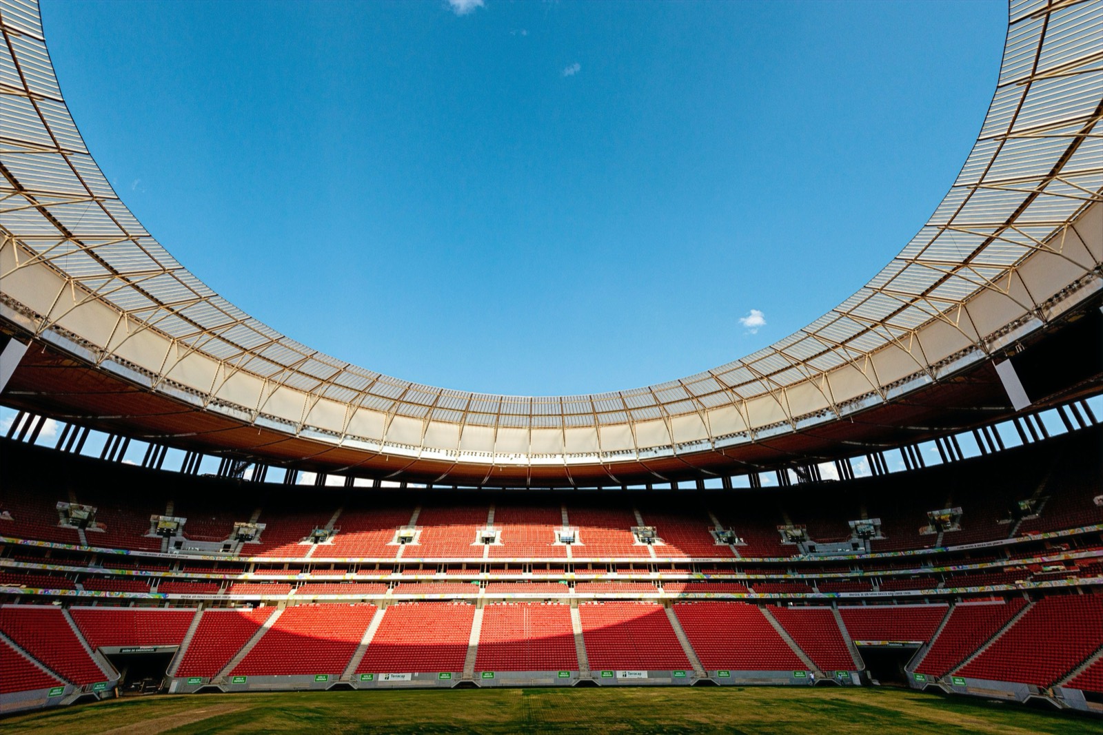 Modern sports stadium architecture β Sportal Corporate sports education